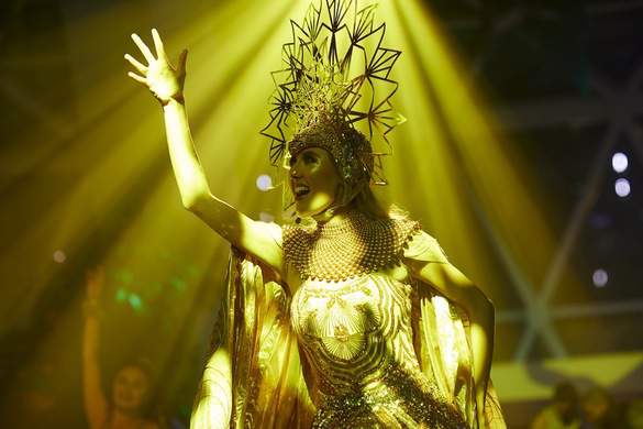 Celebrity Cruises Eden 5.jpg